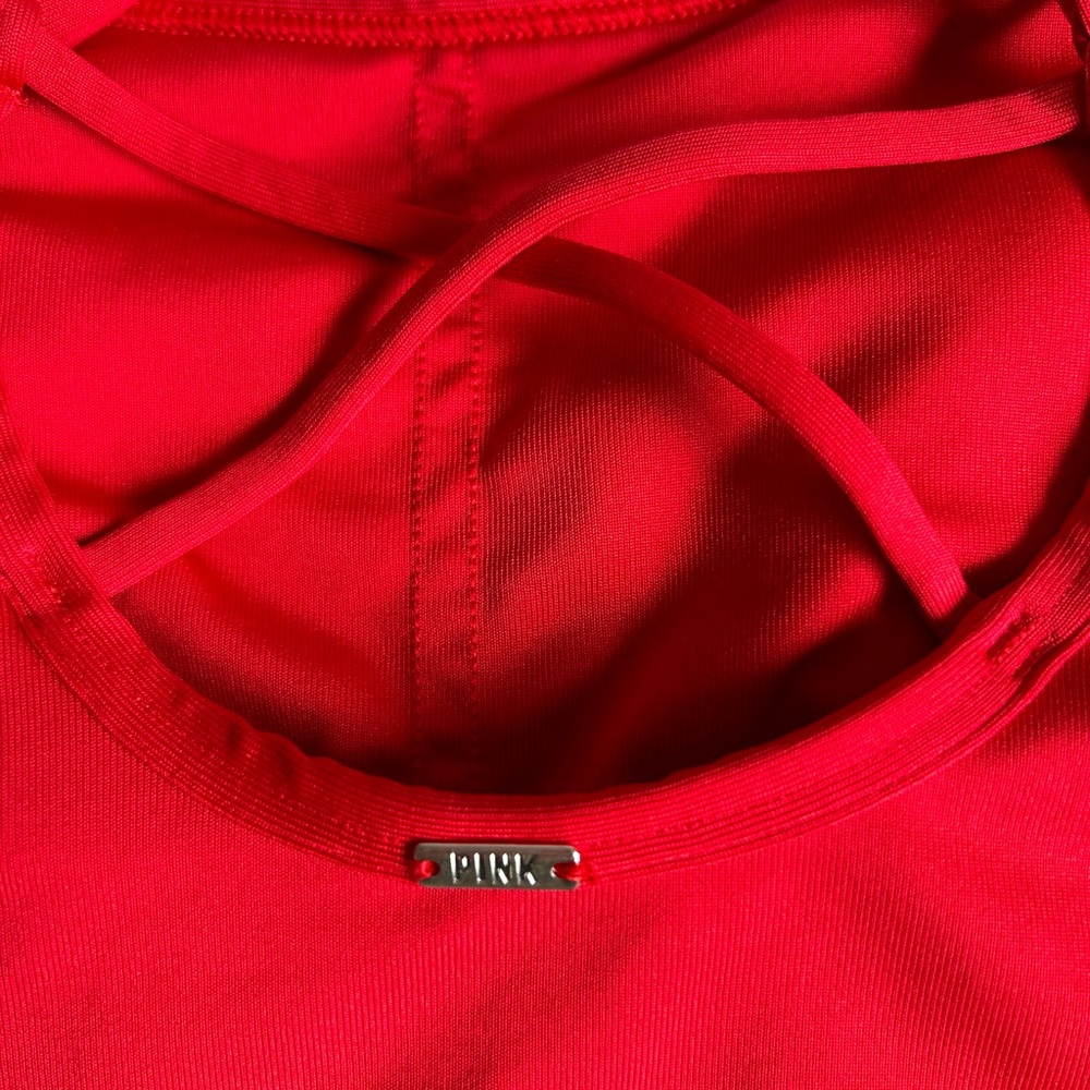 Pink Victoria Secret Ultimate lightly lined Sports Bra Size M - Picture 2 of 5